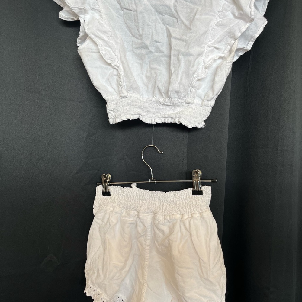 White Cropped Top and Skirt Set - Picture 3 of 3